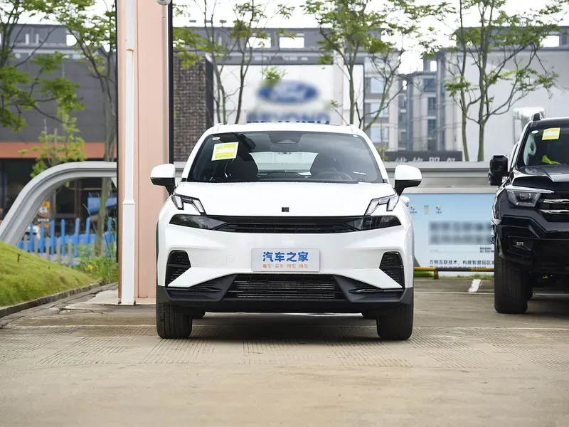 imgi_23_Lynk-Co-Lynk-06-2025-Renew-1-5t-PRO Lynk 06 2026 Renew 1.5t PRO– Wholesale Price From China | China Export Price Zambia - Image 1