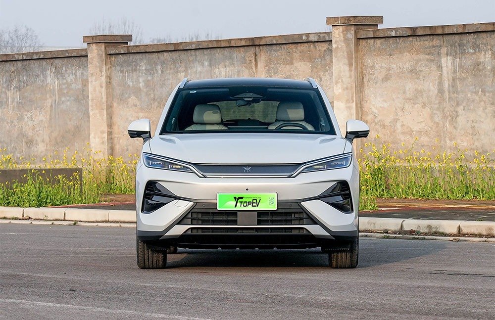 imgi_3_1_3(96) BYD Song Ultra EV 2026– Ready for Export From China | Latest Chinese Cars Zambia - Image 1